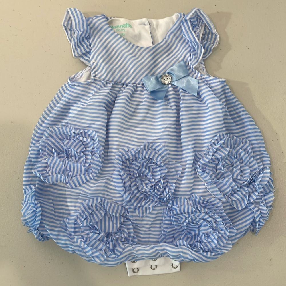 EUC Nannette Baby Girls’ Bubble Flower Romper 3-6 Months